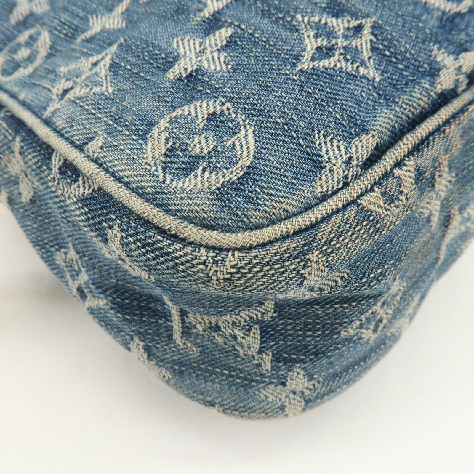 LO-LV bags 4034