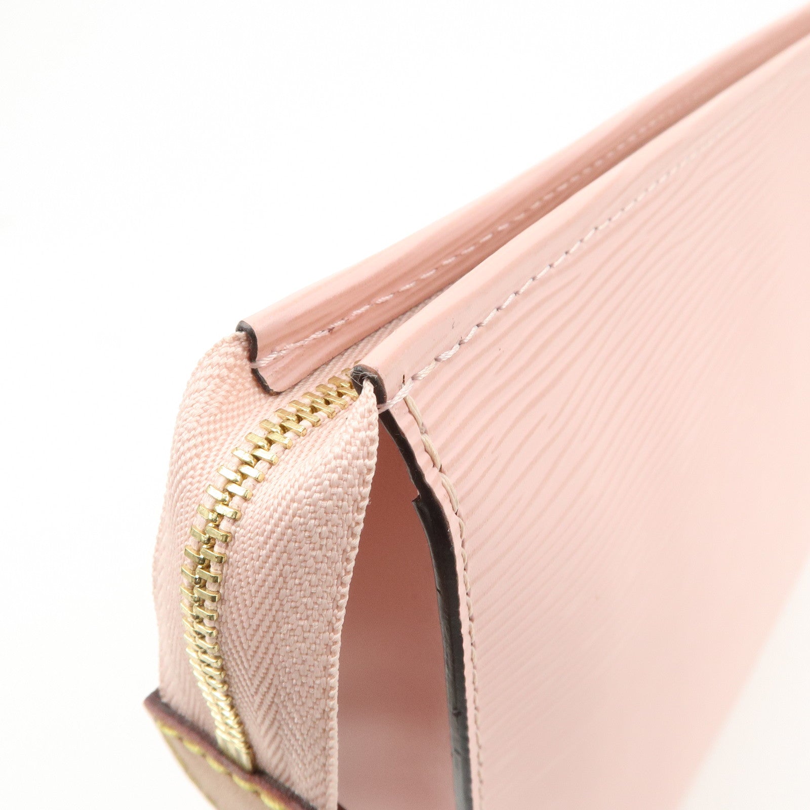 LO-LV bags 3870