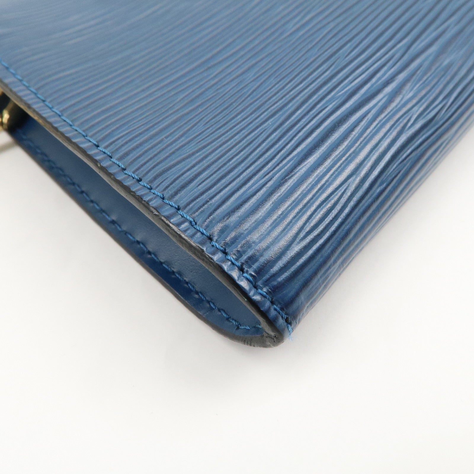 LO-LV bags 3783