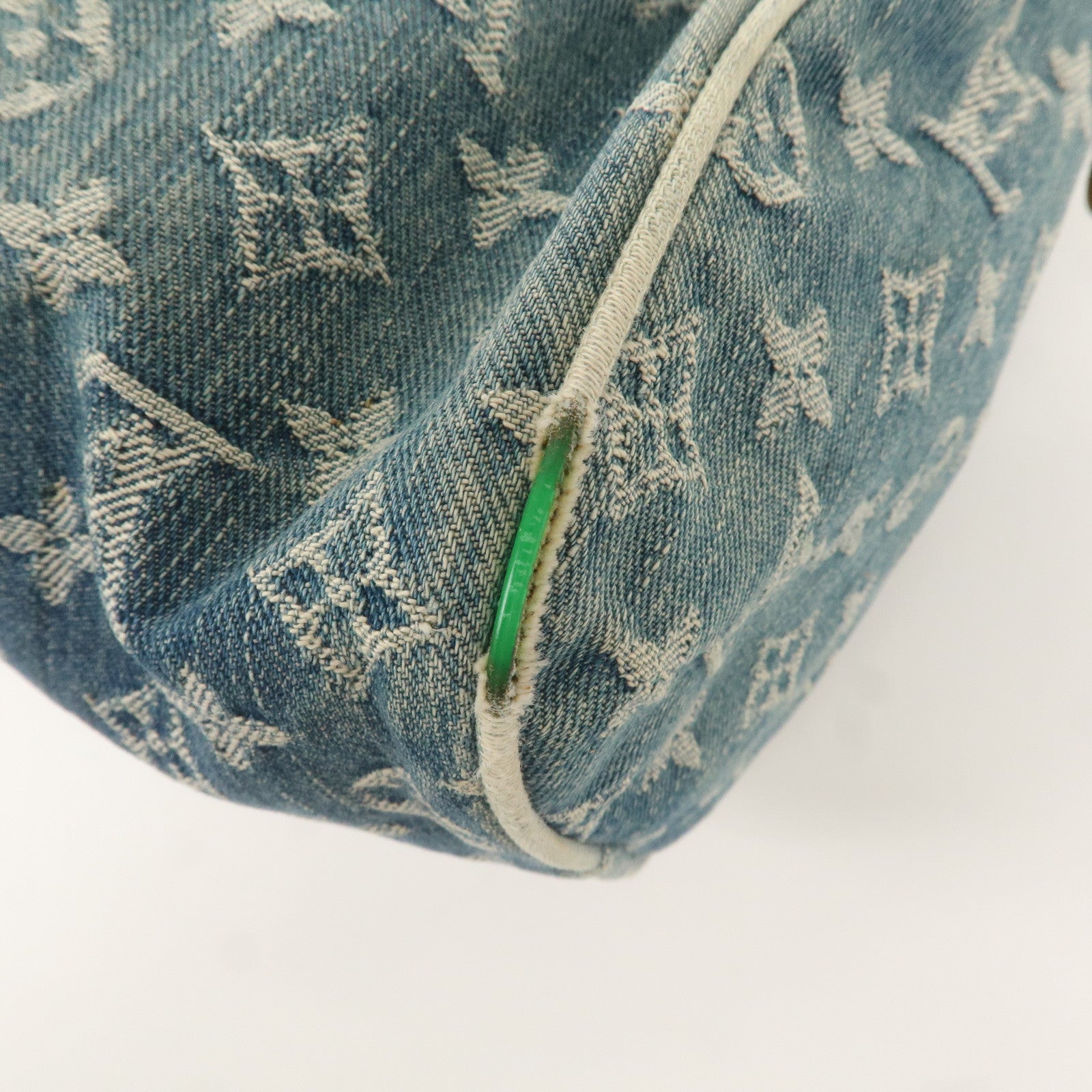 LO-LV bags 4132