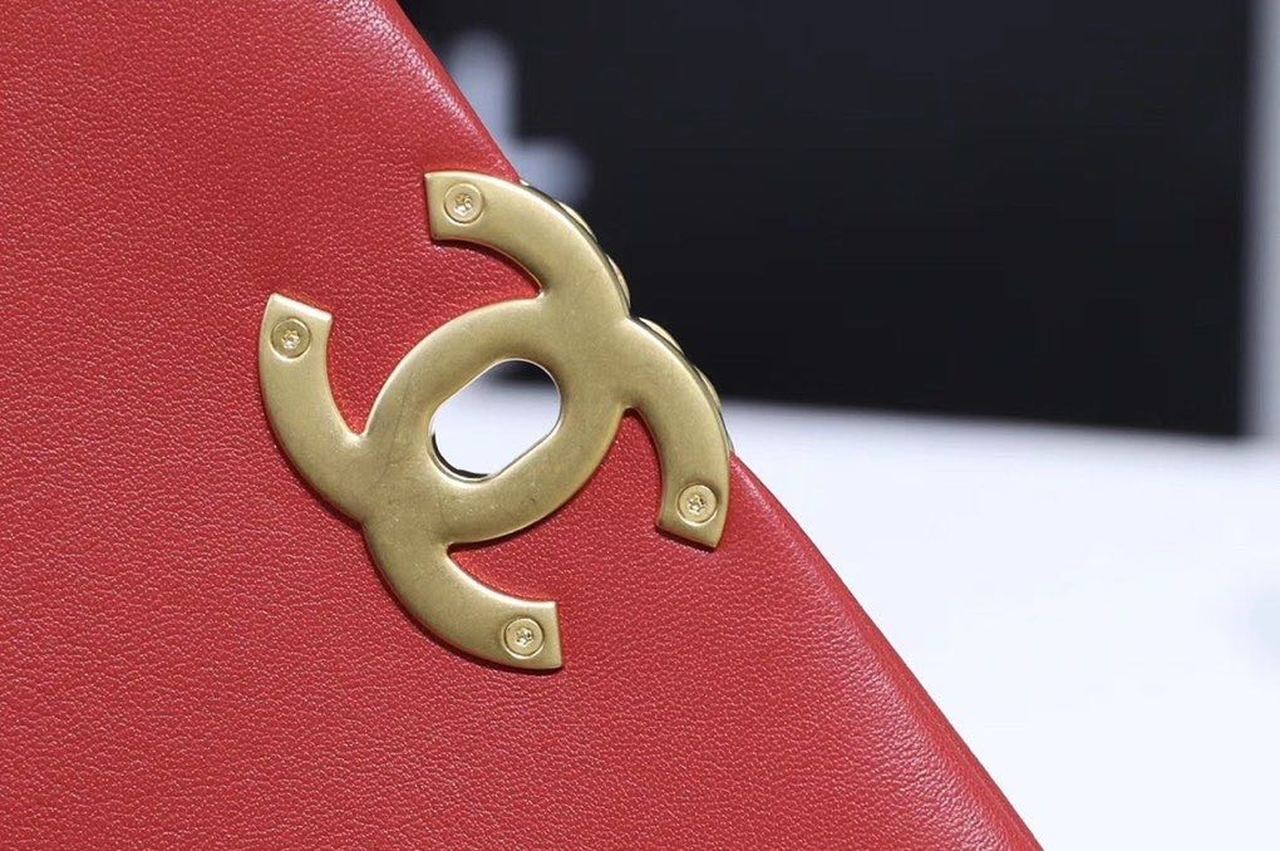 CHL -  19 Handbag 26LO Red For Women AS1160