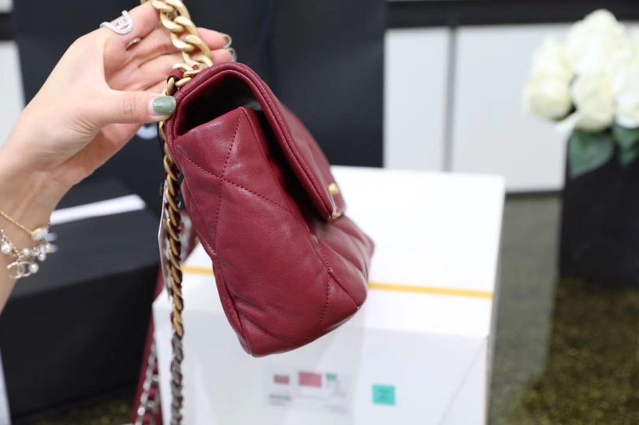 CHL -  19 Handbag 26LO Bordeaux For Women AS1160