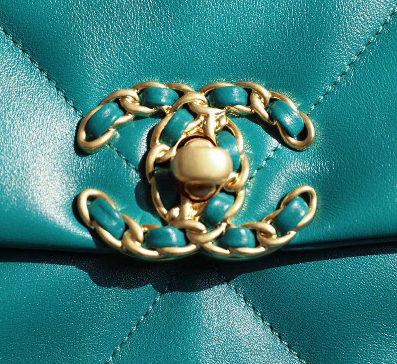 CHL -  19 Handbag 26LO Teal For Women AS1160