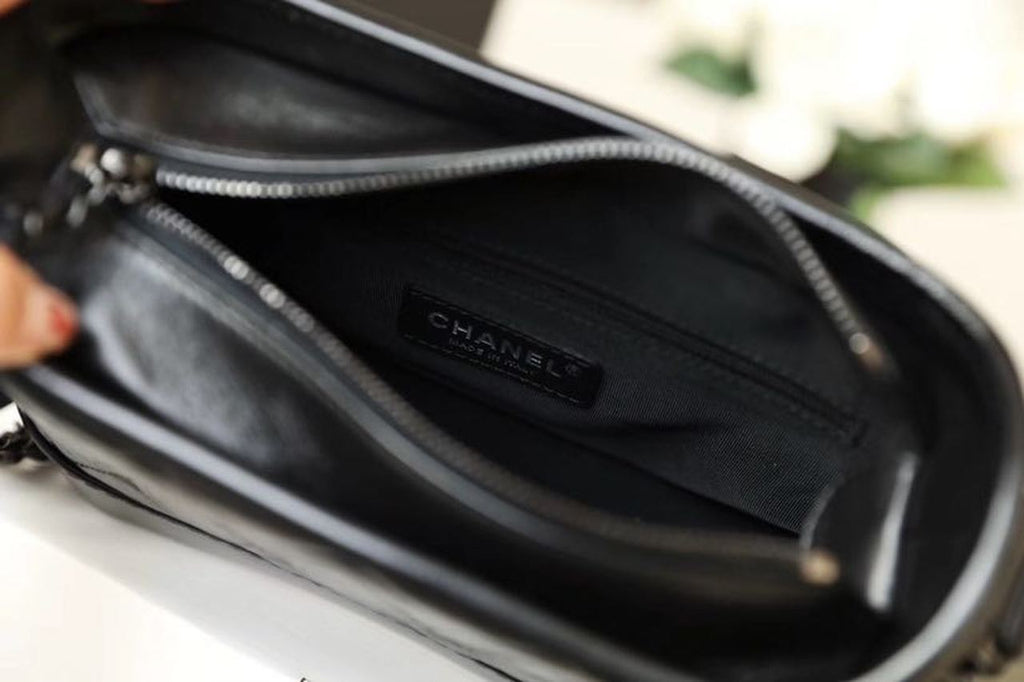 CHL -  Gabrielle Hobo Bag 20LO Aged Calfskin Leather Spring/SuMM - er Act 1 Collection, So Black