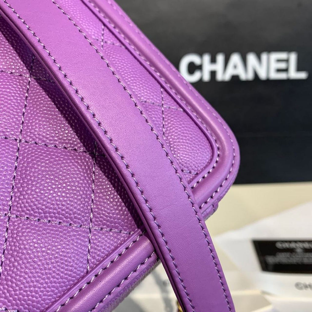 CHL -  Filigree Vanity Case Bag 18LO Gold Toned Hardware Caviar Leather Spring/SuMM - er Act 1 Collection, Purple