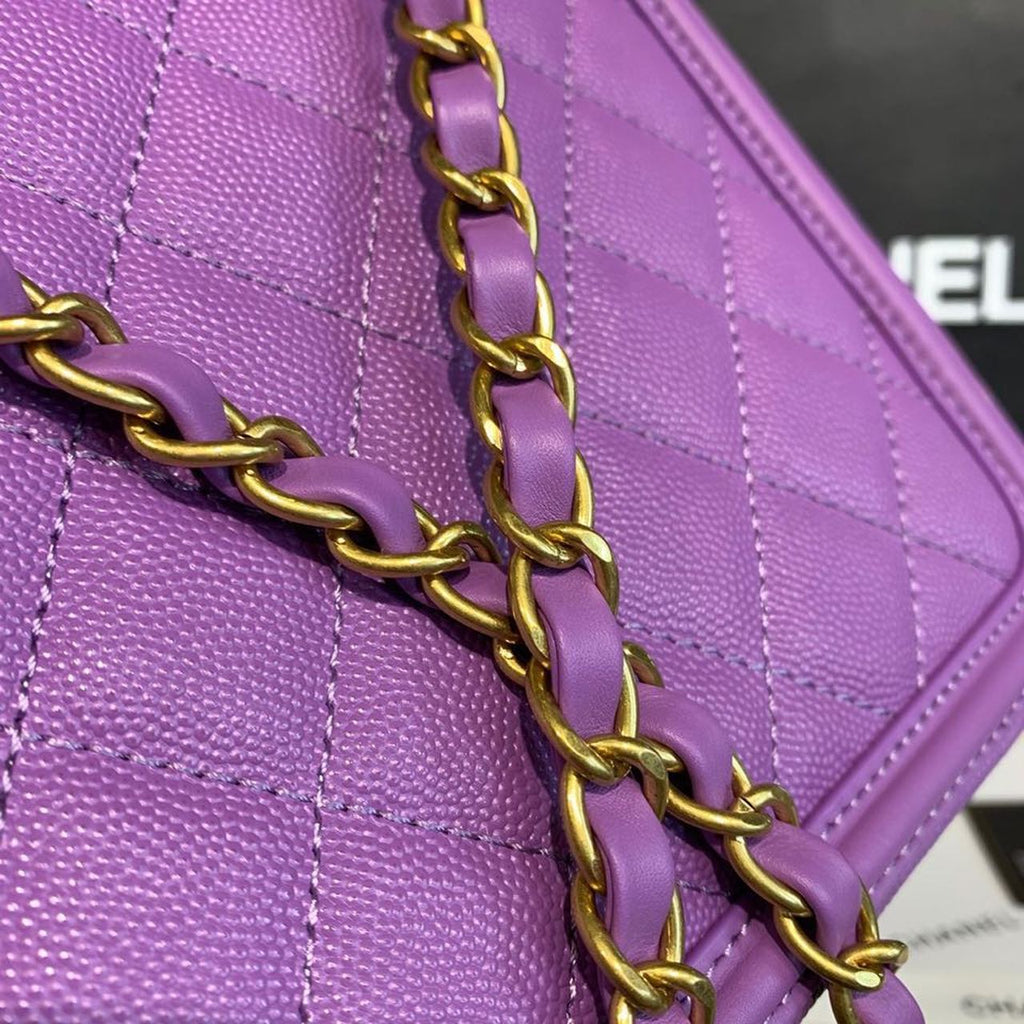 CHL -  Filigree Vanity Case Bag 20LO Gold Toned Hardware Caviar Leather Spring/SuMM - er Act 1 Collection, Purple