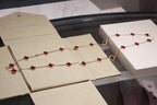 CLOVER 20 MOTIFS CARNELIAN GOLD