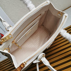 MEDIUM GALLERIA 28 WHITE SAFFIANO LEATHER
