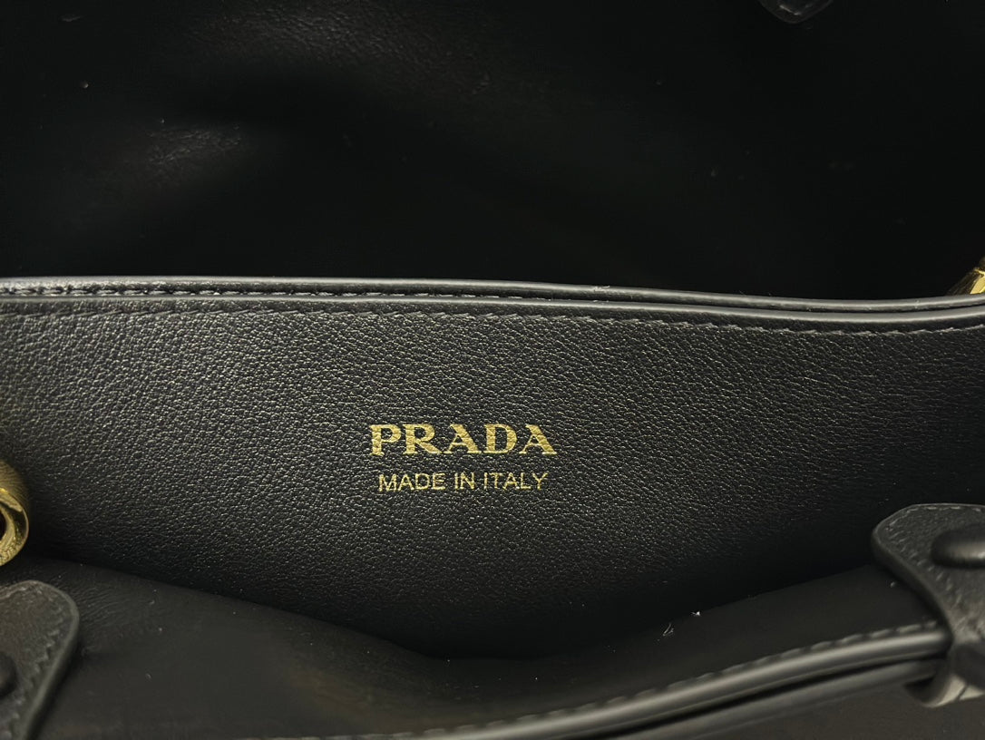 Pra 1BA418 Small Shopping Double Bag 28cm Black Cowhide 267523