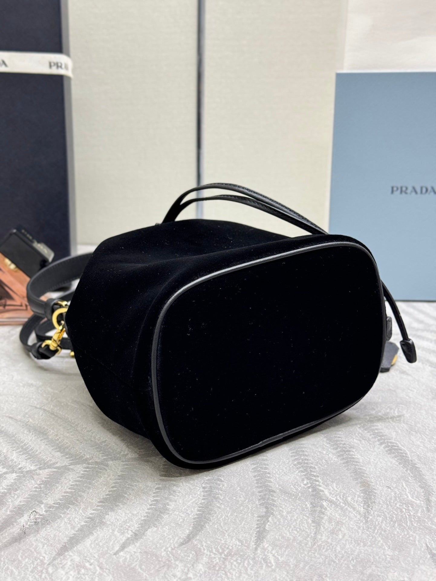 Pra Velvet Bucket Bag Black 267178