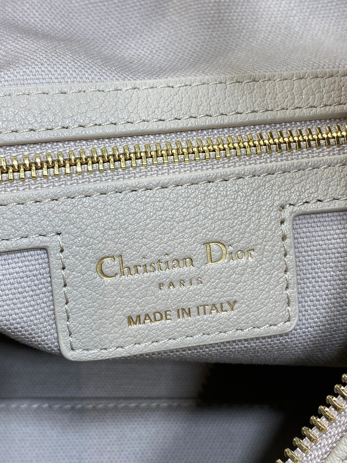 CD VOYAGE Handbag 34cm Cream Cowhide
