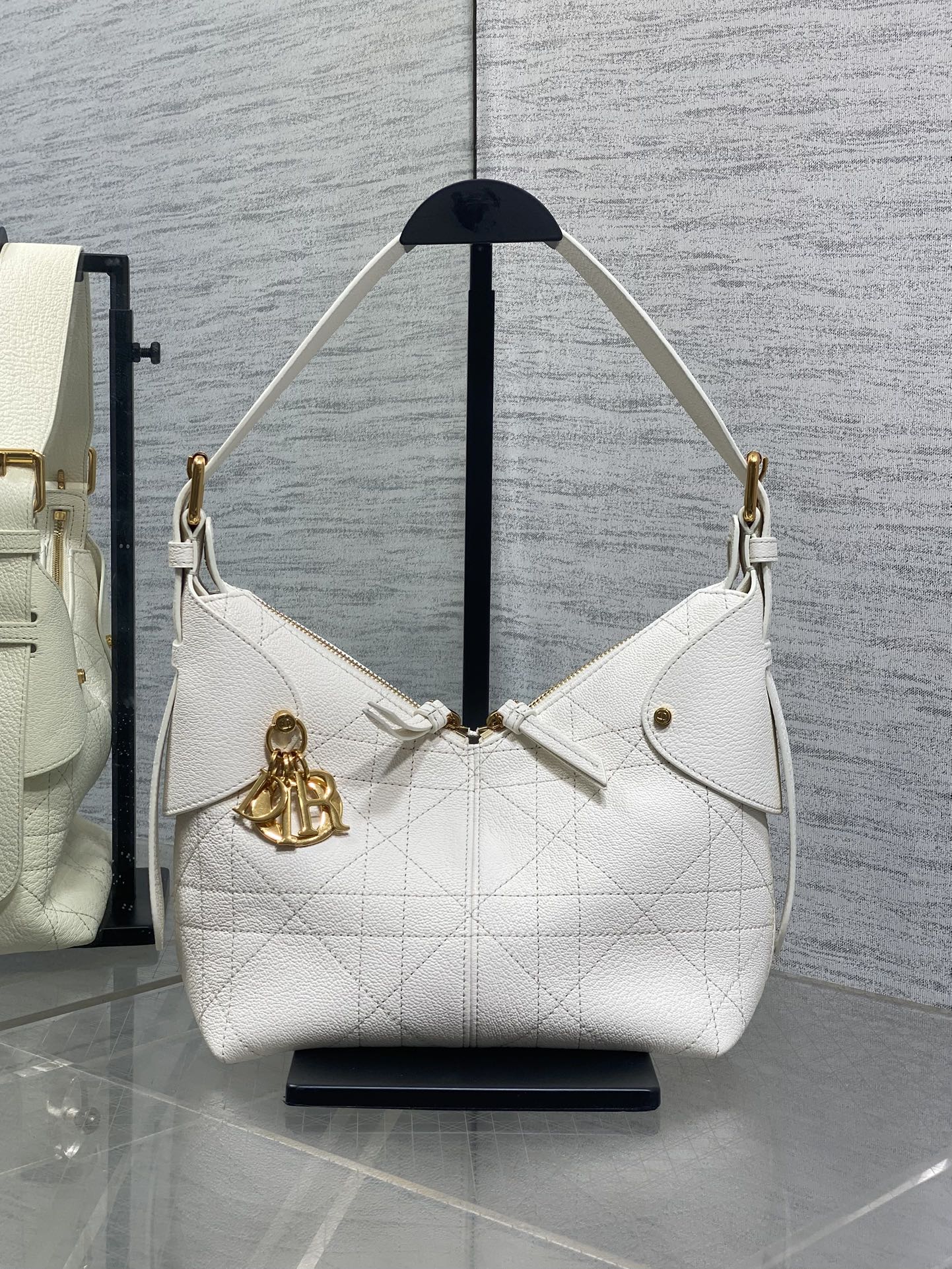 CD VOYAGE Handbag 23cm White Cowhide