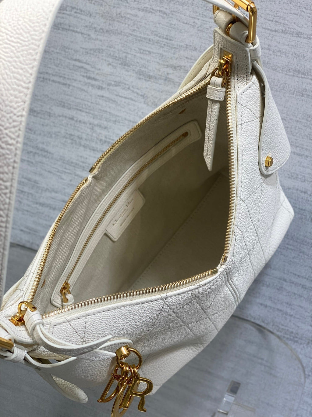 CD VOYAGE Handbag 23cm White Cowhide