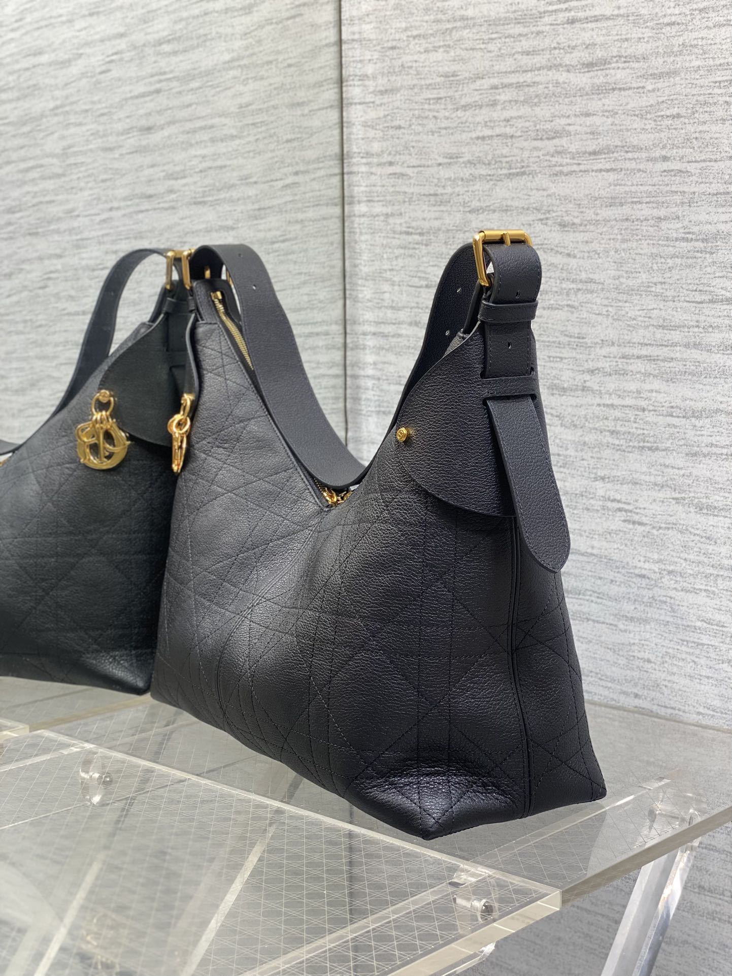 CD VOYAGE Handbag 34cm Black Cowhide