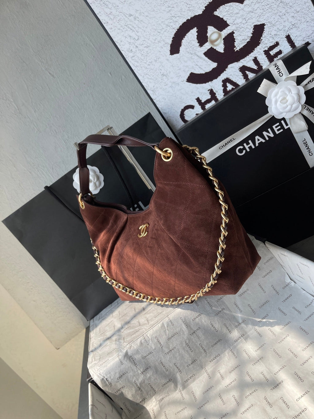 CC 25A Tote Bag 33cm Dark Brown Suede