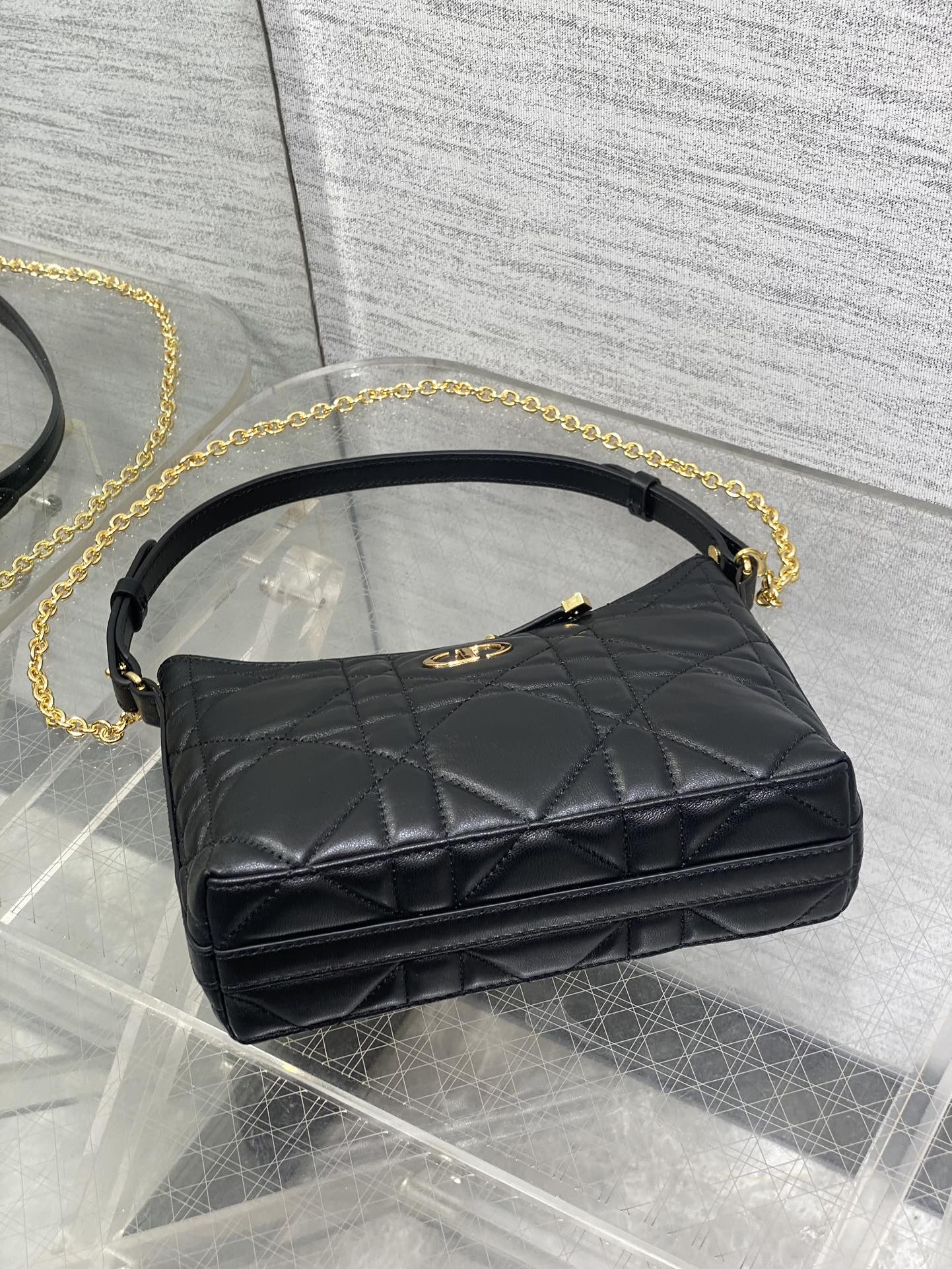 CD Shoulder Bag 19cm black lambskin GHW