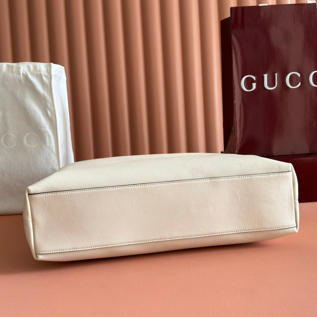 GG 25FW Beatrix Handbag 40cm White Calfskin GHW