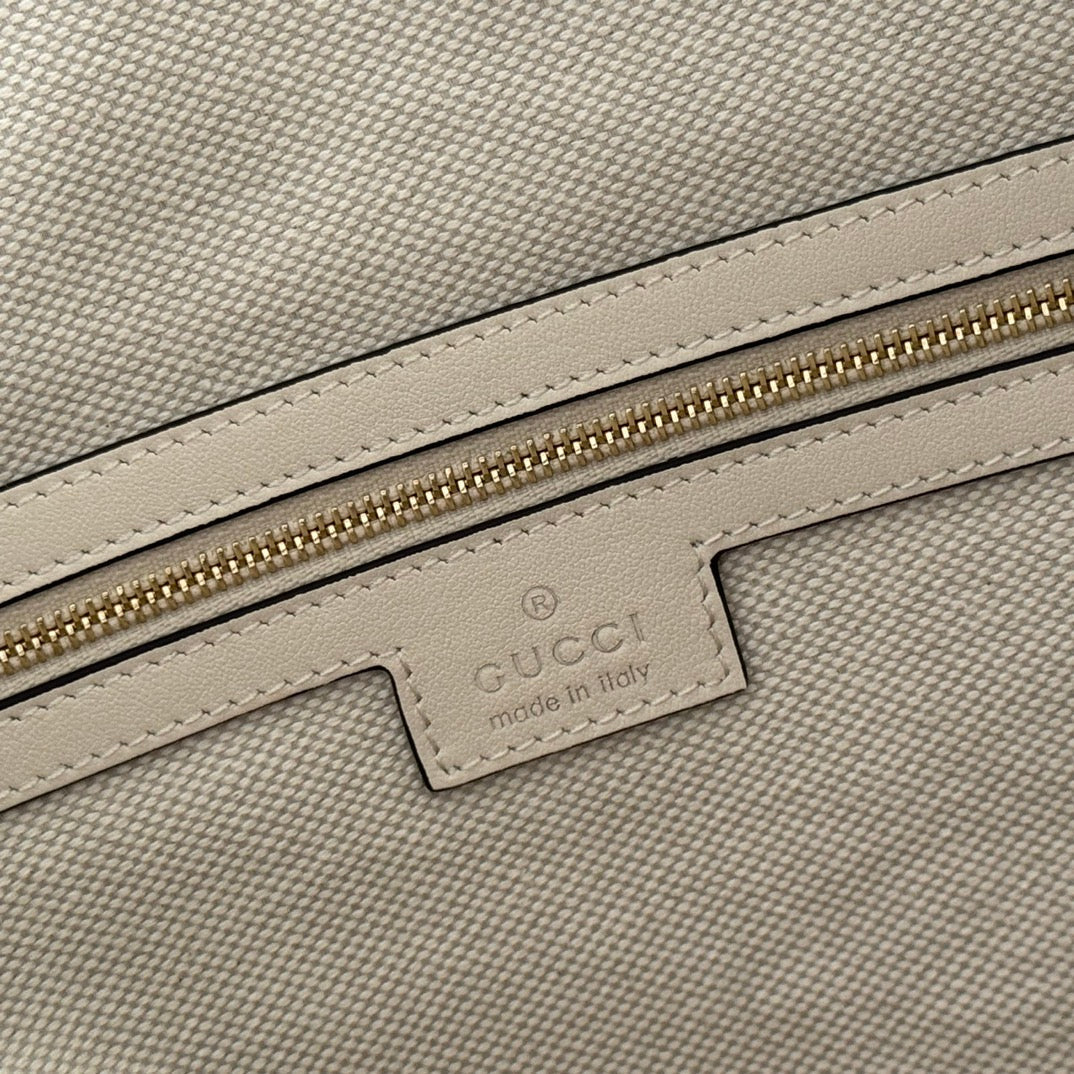 GG 25FW Beatrix Handbag 40cm White Calfskin GHW