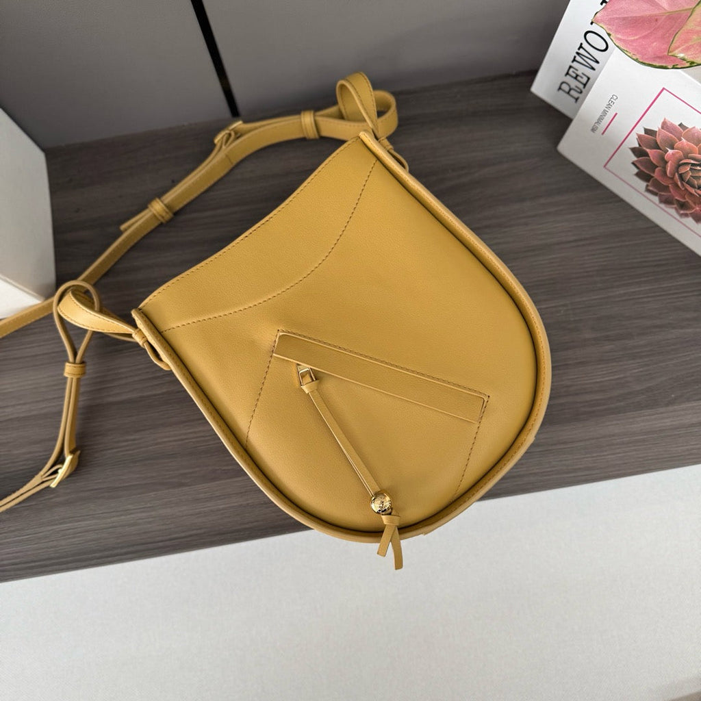 Loewe Hammock 21 Handbag in Yellow Calfskin 274140