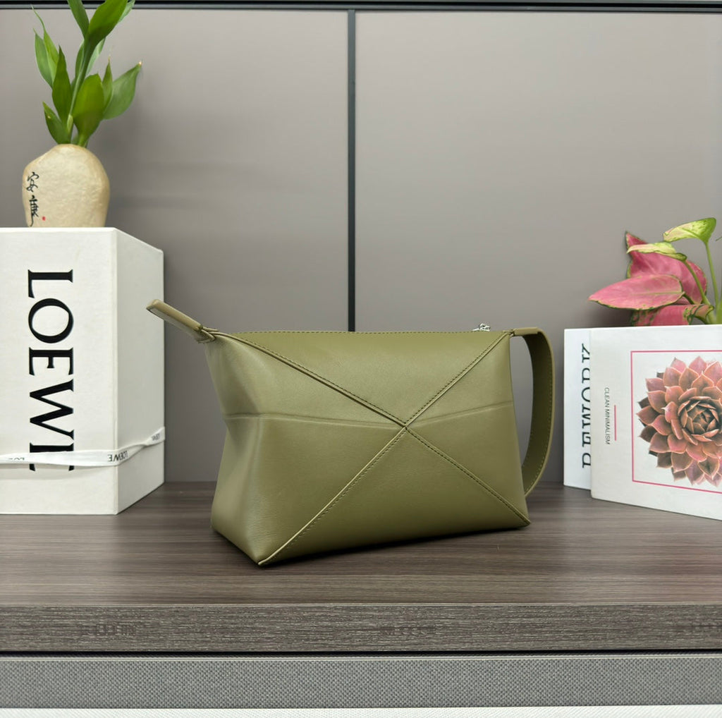 Loewe Puzzle Fold 22cm Handbag in Olive Green Glossy Calfskin 274165