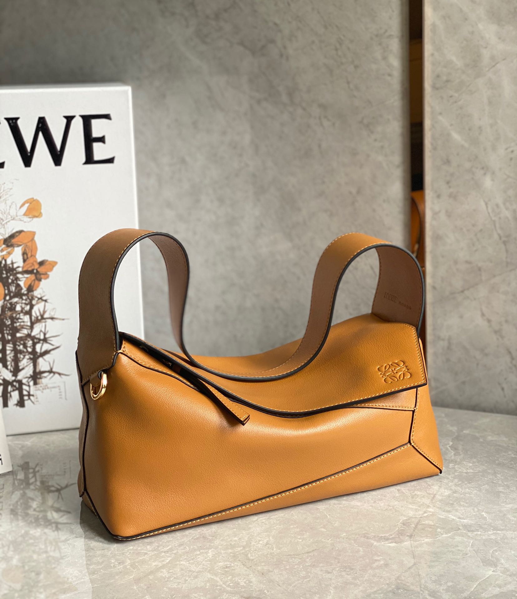 LOE Puzzle Hobo 29cm in Classic Brown Calfskin 274280