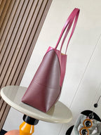 LOE 31 Medium Puzzle Fold Tote In Crimson Deep Red Glossy Cowhide 274309