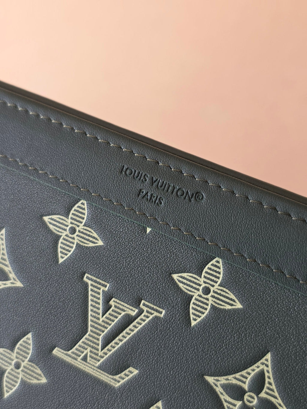 LV Collaboration Suit Clip Dark Green Monogram Canvas Calfskin 274800