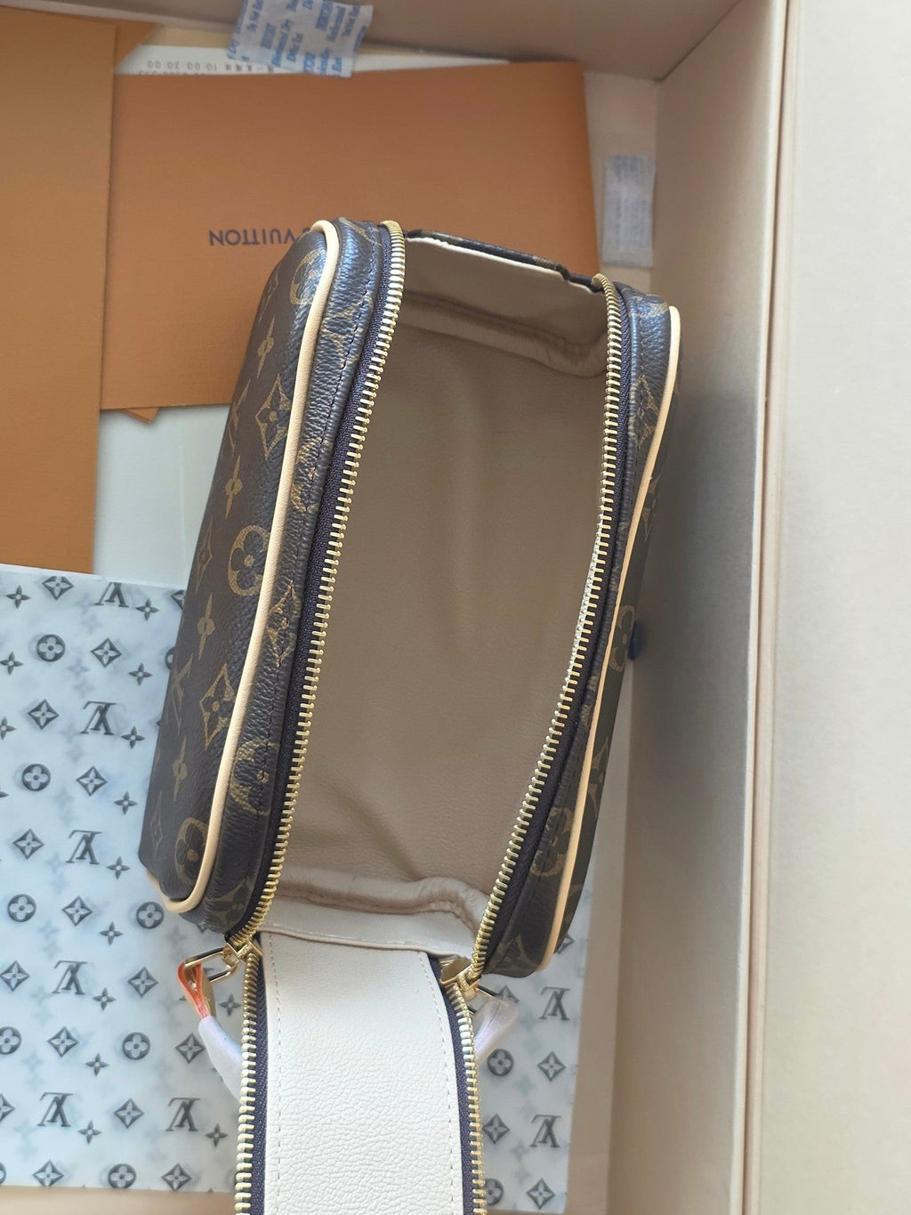 LV Dopp Kit Toilet Pouch Brown Monogram Canvas 274853
