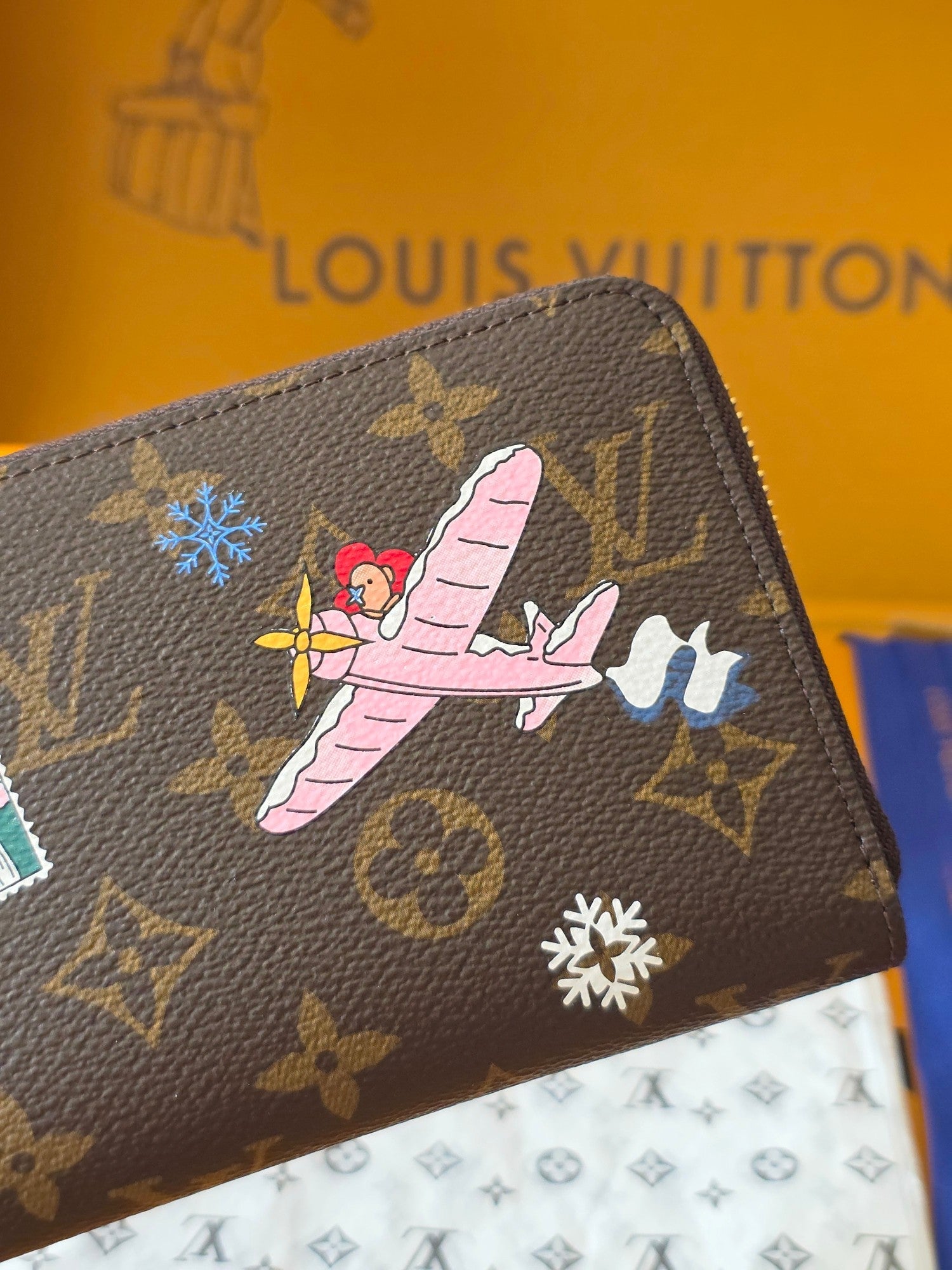 LV Christmas Collection Zippy Zipper Wallet Brown Monogram Canvas 274908