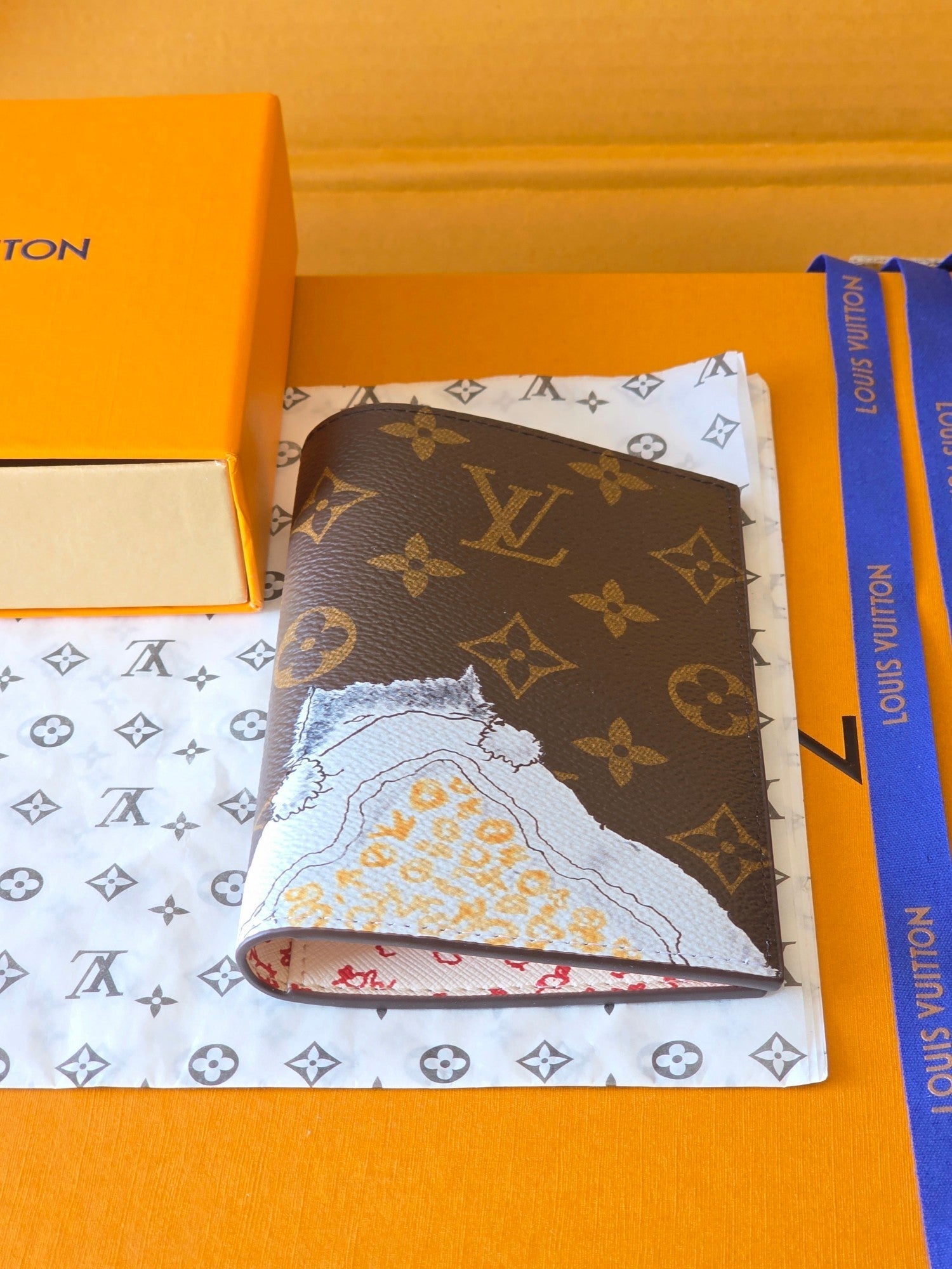 LV  New Cat Passport Holder Brown PVC Monogram Fabric paired with Cowhide 274996