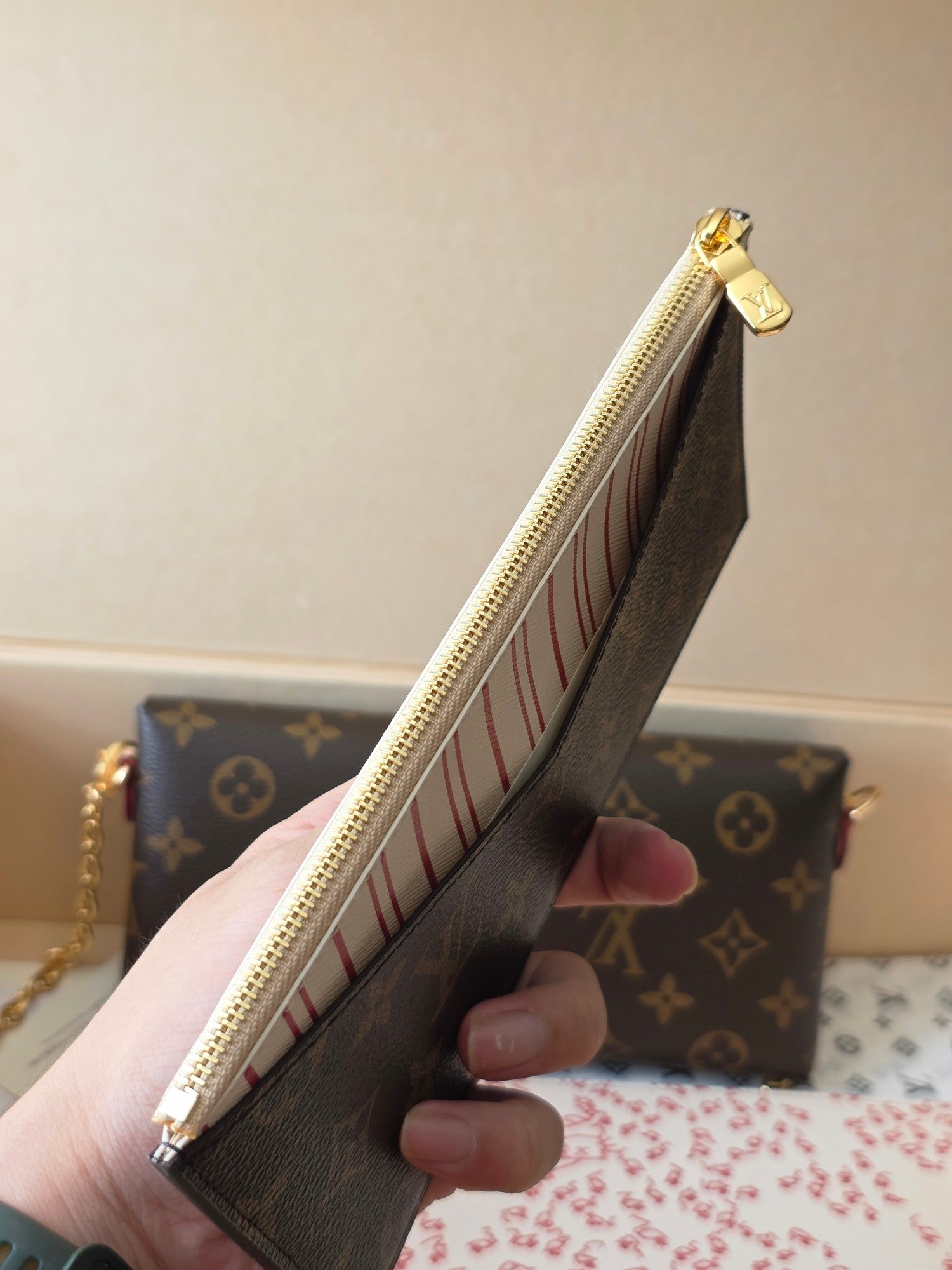 LV Cat Chain Bag Brown Monogram Canvas 274998
