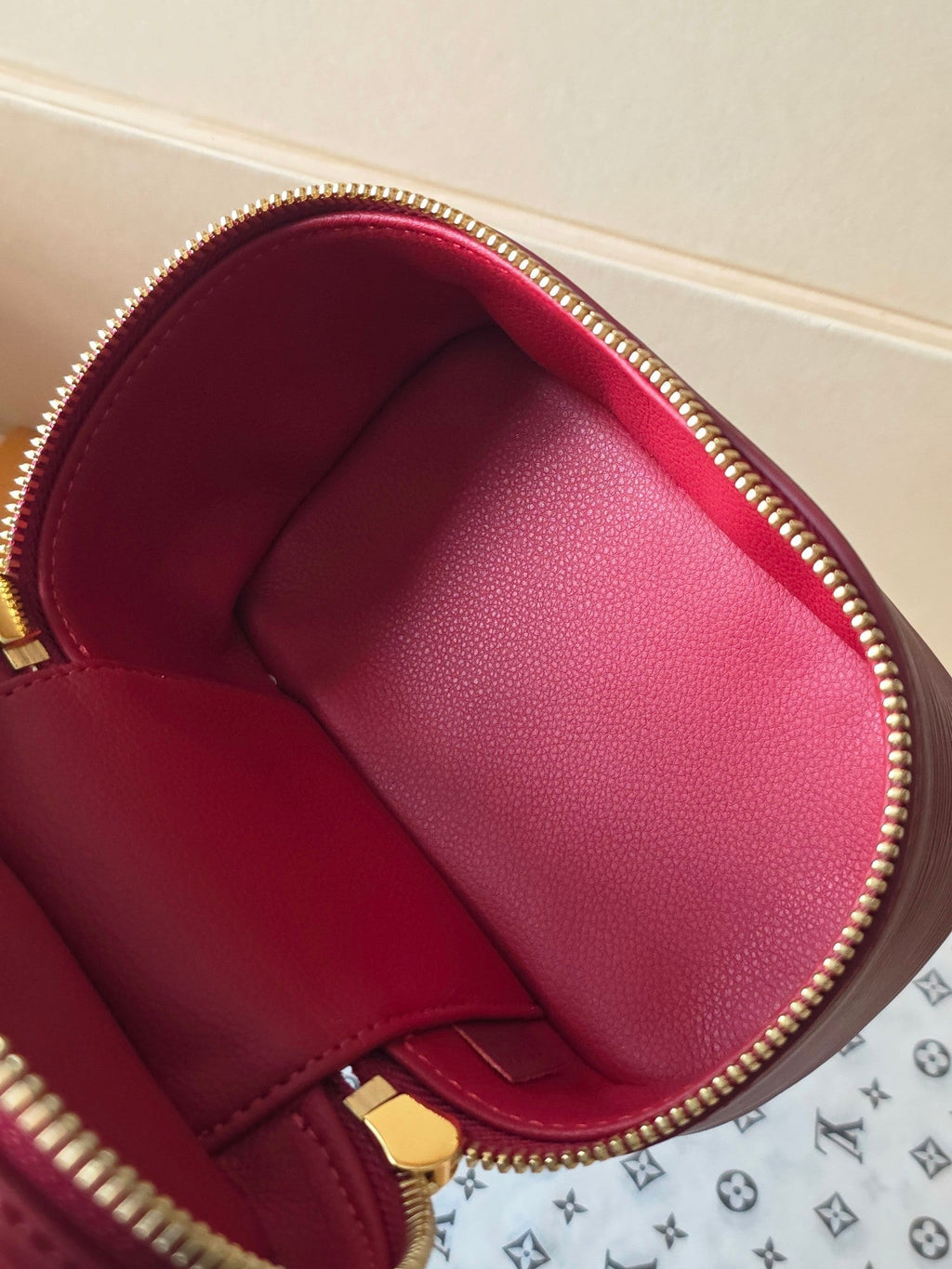 LV Nice Nano Cosmetic 10.2 Bag Burgundy Epi Leather 275219