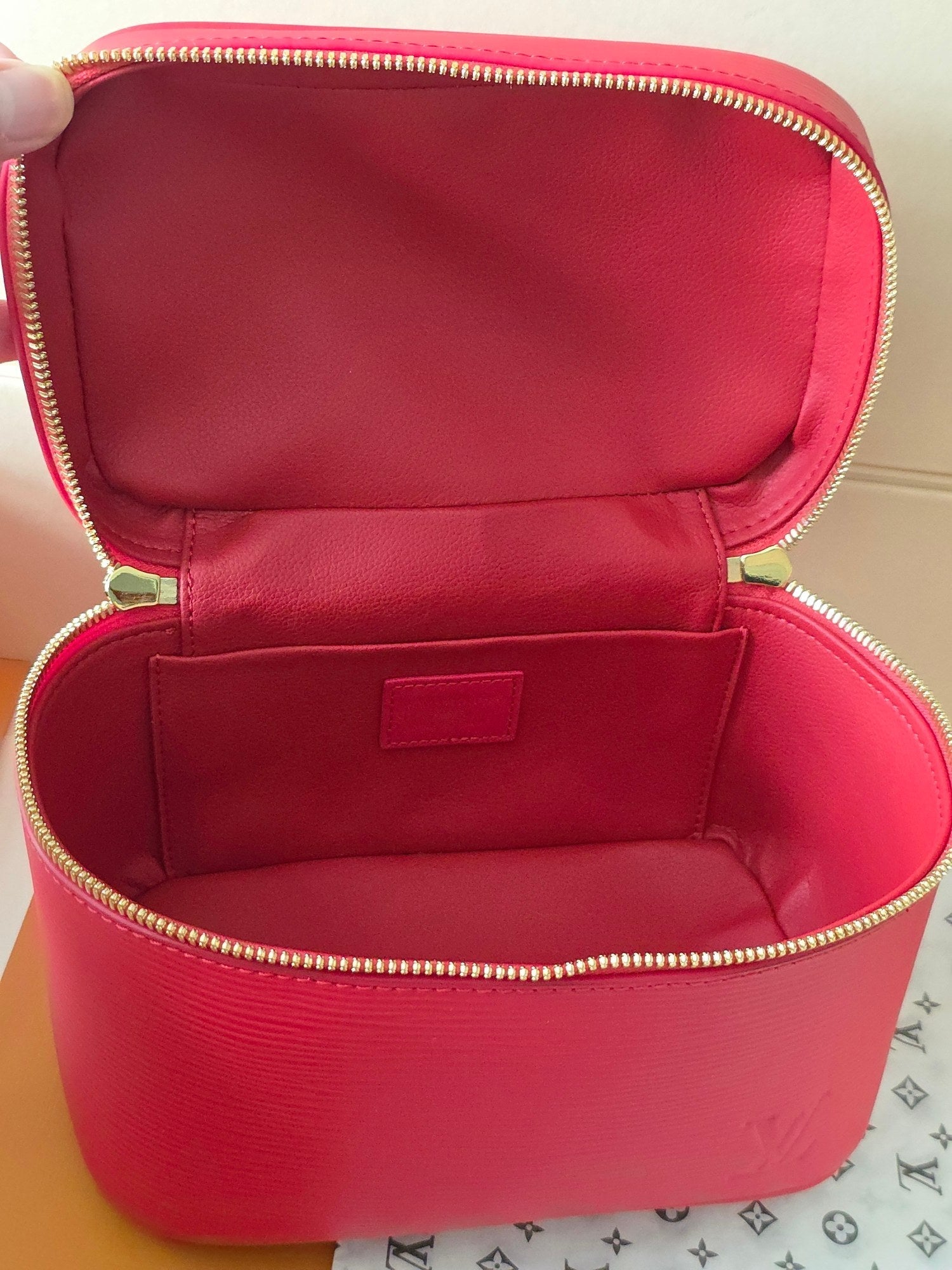 LV Nice Nano Cosmetic 20 Bag Rose Red Epi Leather 275223
