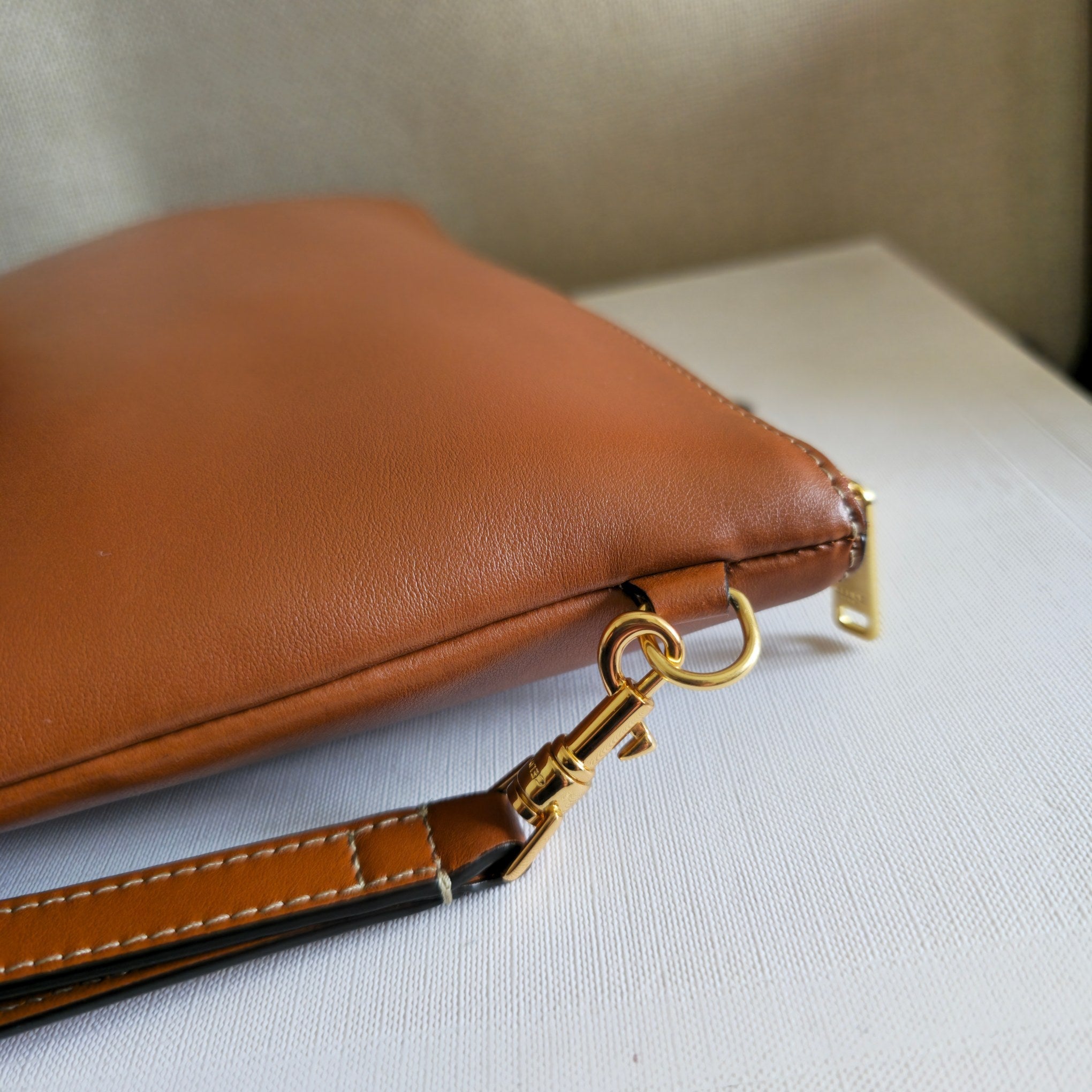 Celine Hot-Selling Brown Clutch Bag in Cowhide 276330