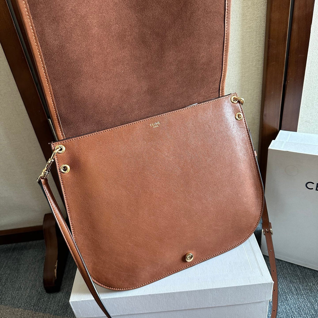 Celine Besace Soft Triome Brown Handbag in Lambskin 276305