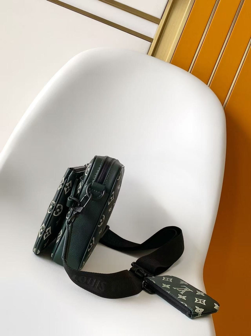 TRIO MESSENGER 25 IN GREEN MONOGRAM SHADOW CALFSKIN