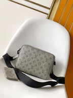 TRIO MESSENGER 25 IN GRAY MONOGRAM SHADOW CALFSKIN