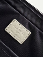 TRIO MESSENGER 25 IN GRAY MONOGRAM SHADOW CALFSKIN