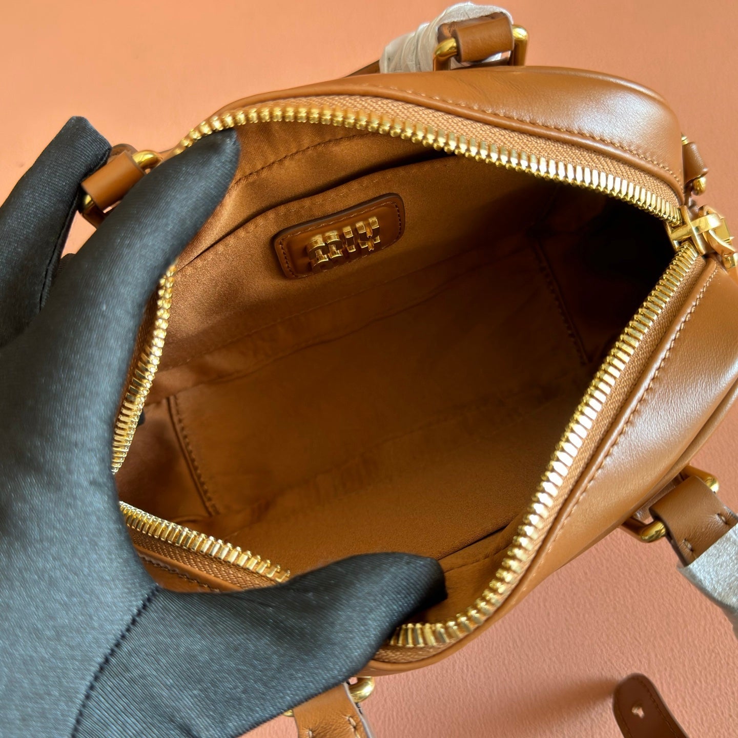 Miu Arcadie Small 19cm Bowling Handbag Camel Cowhide 280990