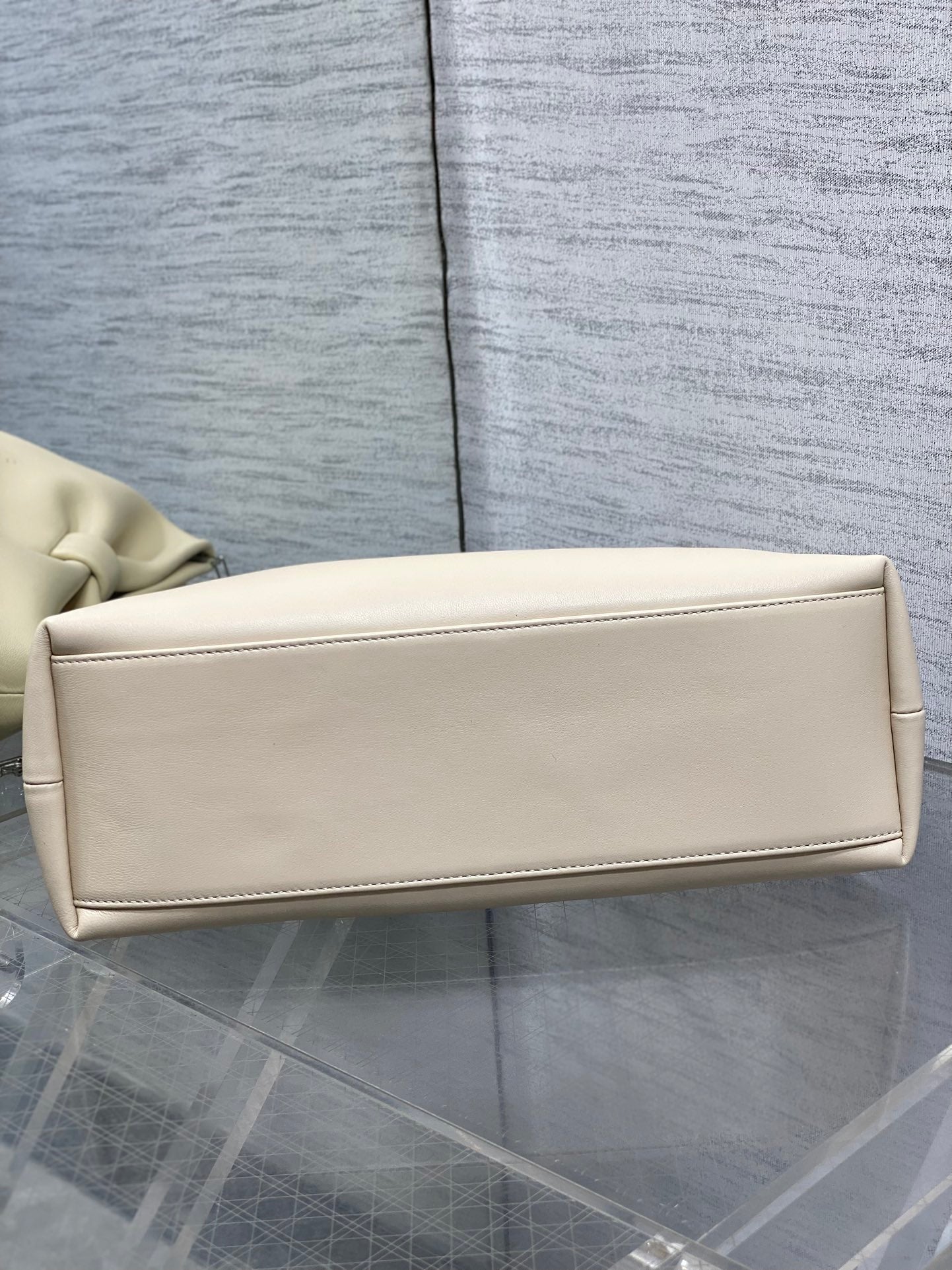 Dior 26 Bow Chain Bag in Ivory Lambskin