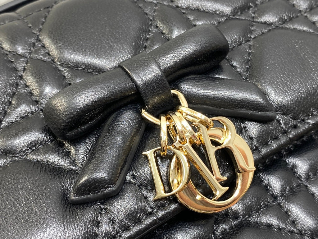 Dior 26 Bow Pearl Chain Clutch Black Lambskin GHW