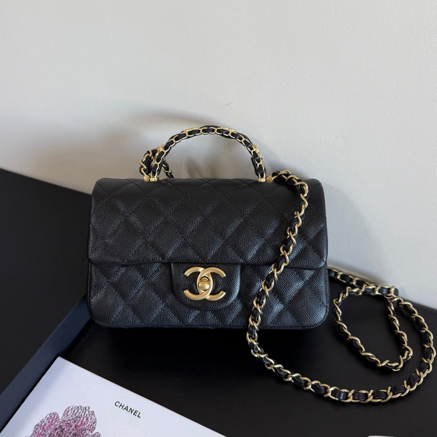Chanel Mini Flap Handle 19.5cm Black in Caviar leather 284669