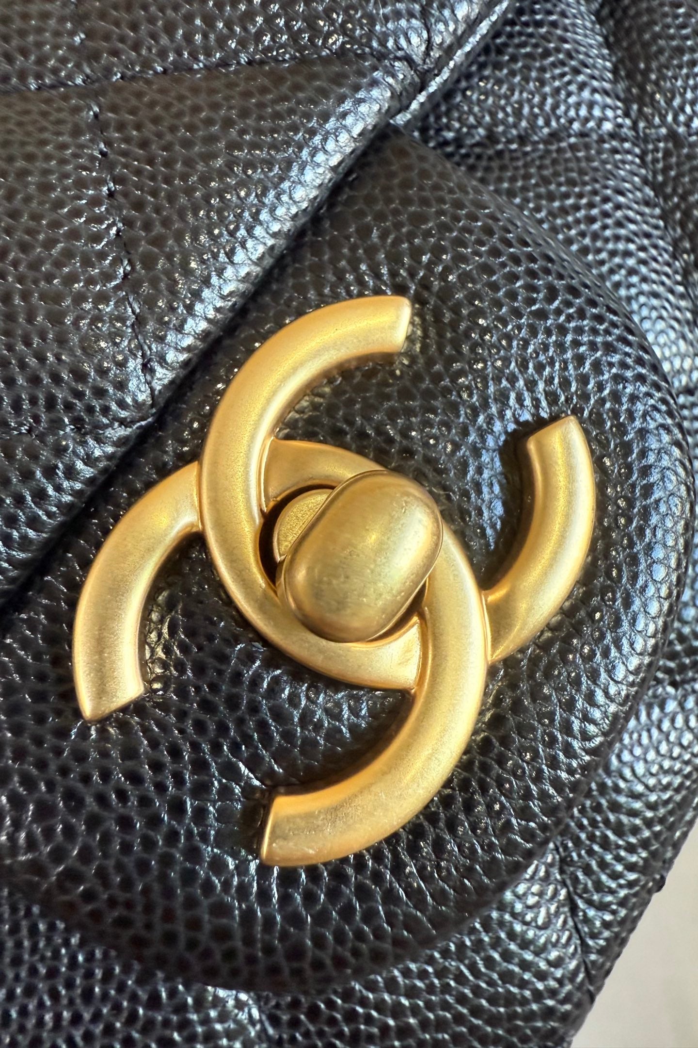 Chanel Mini Flap Handle 19.5cm Black in Caviar leather 284669