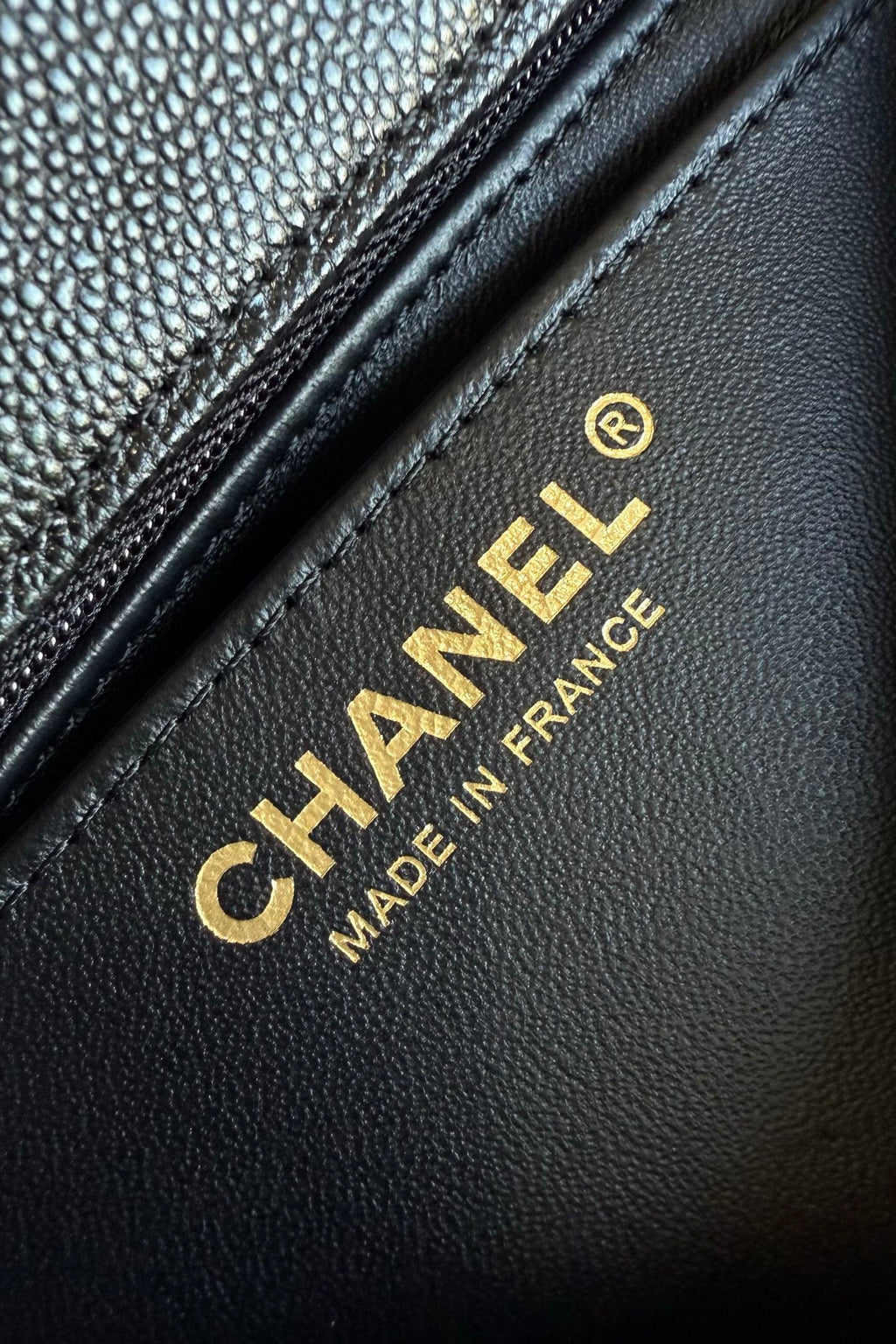 Chanel Mini Flap Handle 19.5cm Black in Caviar leather 284669