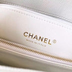CHL -  Coco Handle Quilted Lizard Handle Bag 24LO Caviar Leather Gold Hardware Spring/SuMM - er Act 1 Collection, White