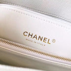 CHL -  Coco Handle Quilted Lizard Handle Bag 24LO Caviar Leather Gold Hardware Spring/SuMM - er Act 1 Collection, White