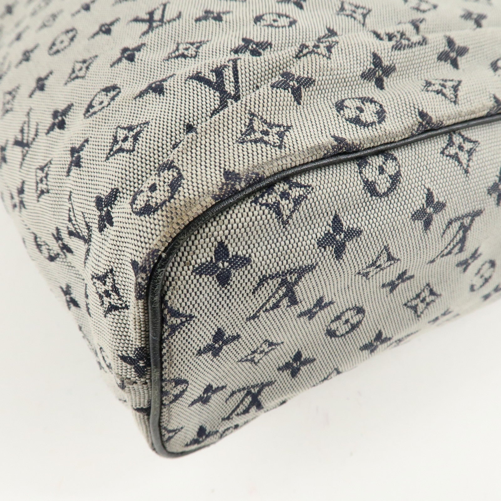 LO-LV bags 3830
