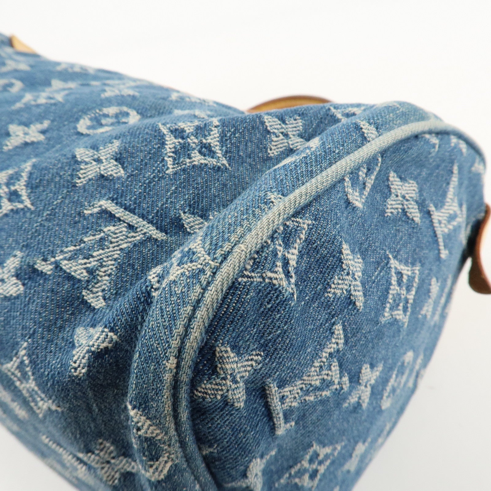 LO-LV bags 3945