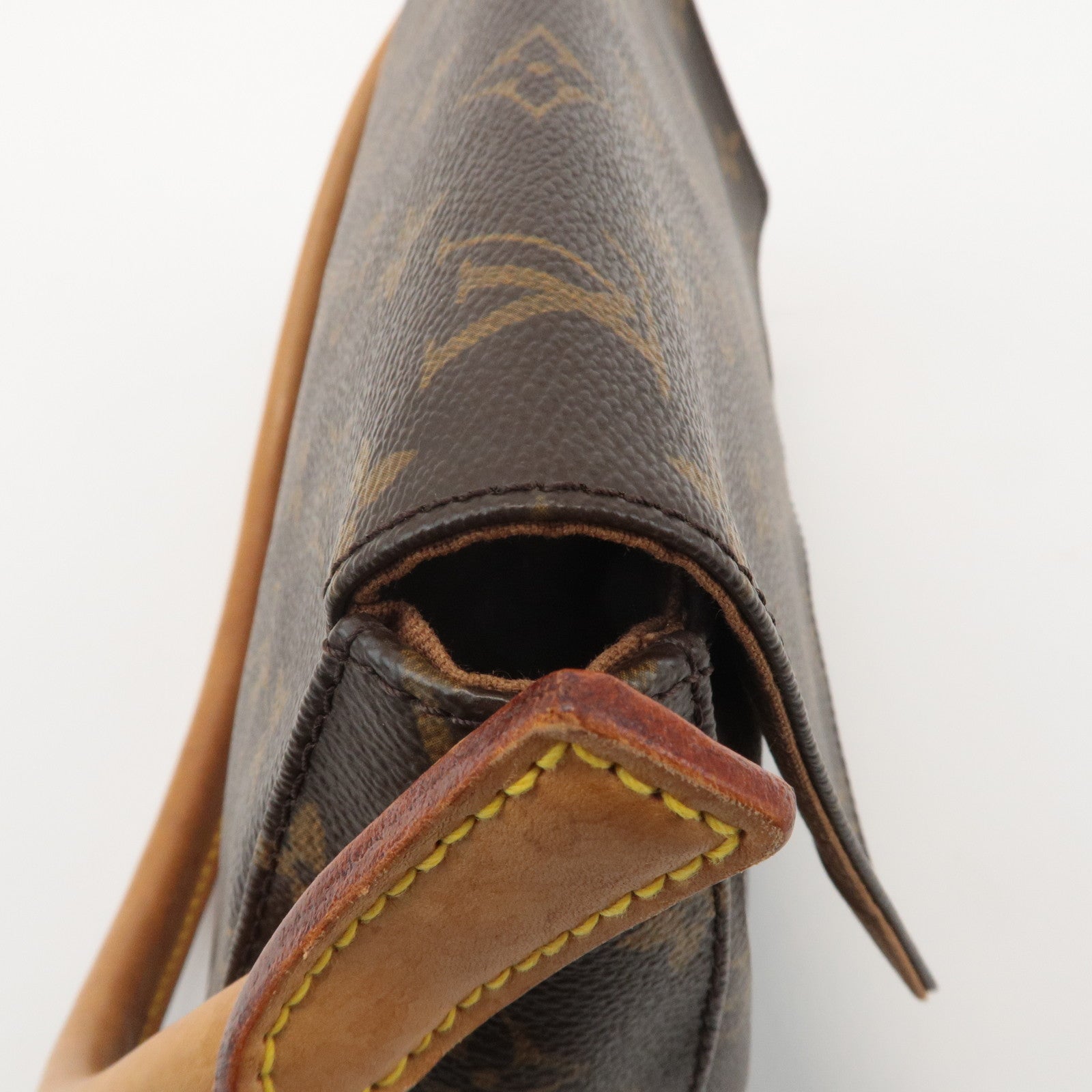 LO-LV bags 3501