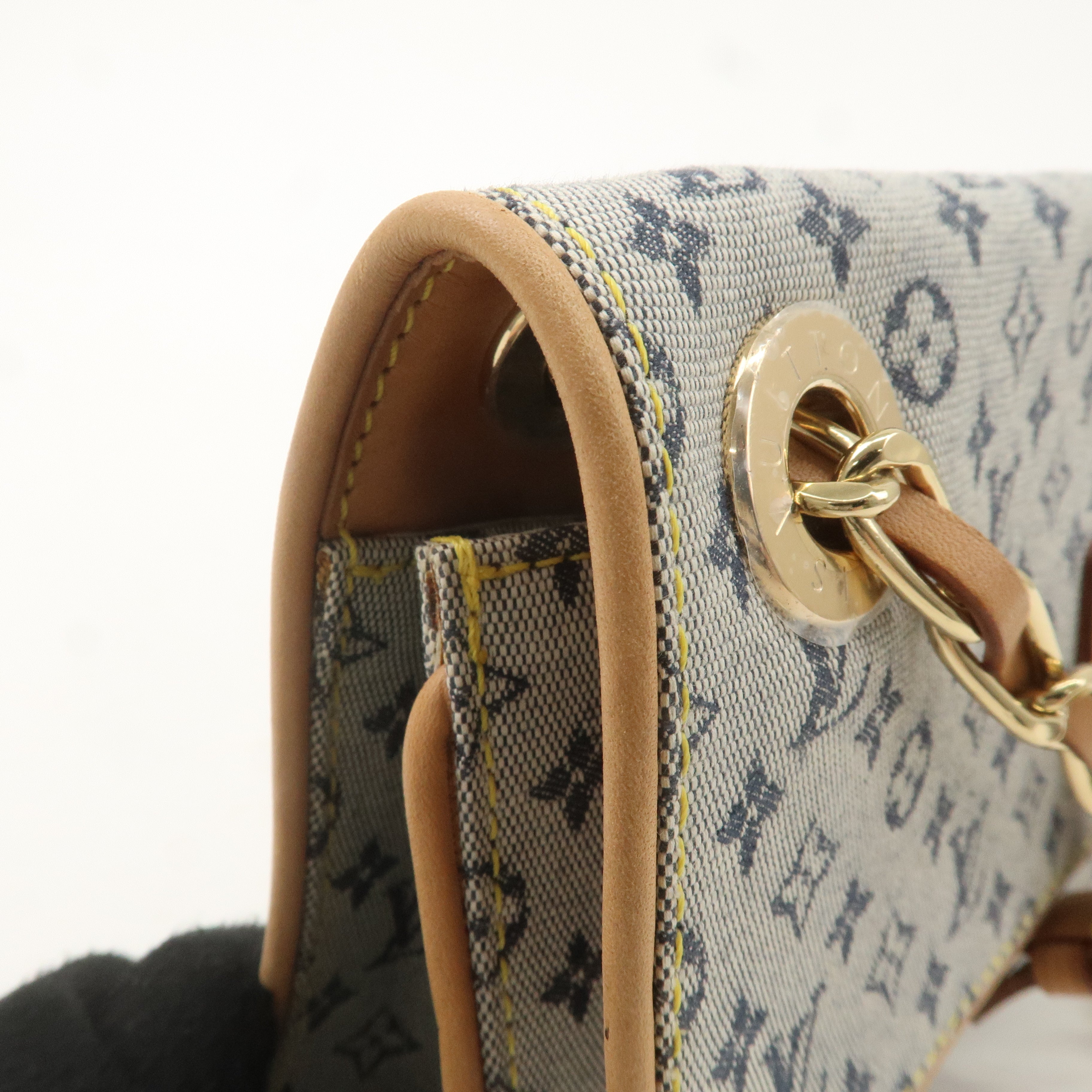 LO-LV bags 4137